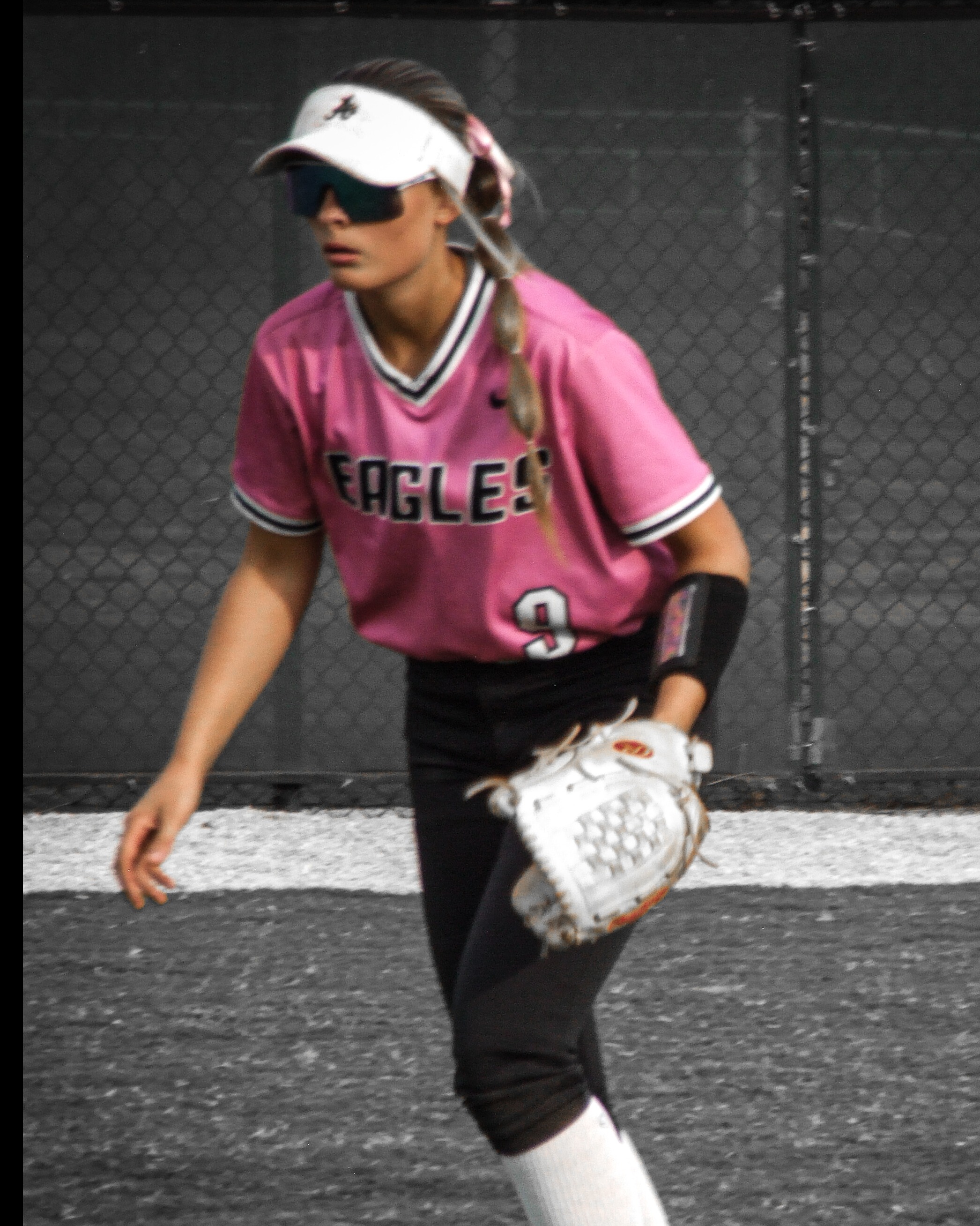 Read the bio of Eva Davis, the college softball player at College Athlete Advantage recruitment platform